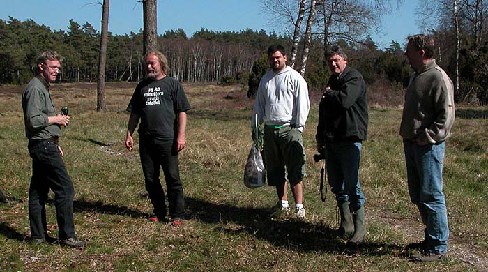 Holdet der var oppe og kikke p Birkespinder: Jens Stolt, Lars Andersen, Ole Olsen & sn, samt Erik Steen Larsen.. Asserbo Plantage, Nordsjlland. d. 14 April 2007. Fotograf: Niels J. Willumsen