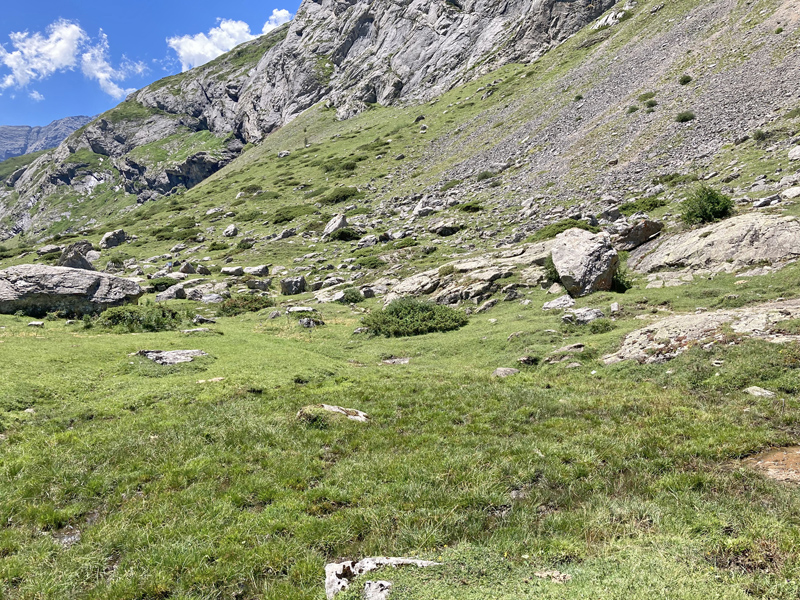 Lac Gloriettes 1670m, Garvarnie-Gédre, Franske Pyrenæer, France d. 13 juli 2022. Fotograf; John Vergo