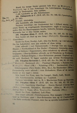 Her udsnit fra en sjlden eksemplar af  "Danske Storsommerfugle" i deres udbredelse i Nords-stersomraadet i 1938. Som var Skat Hoffmeyer's egen eksemplar! Kbenhavn d. 9 august 2008. Fotograf: Lars Andersen. Bogen er i private hnder, som fortrkker at vre anonym.