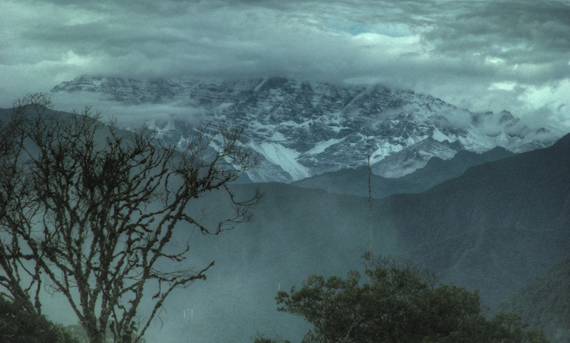 View from eastern Cordillera, Andes to Esmeralda Hotel, Coroico 2000 m., Yungas, Bolivia d. 7 jauary 2005. Photographer: Lars Andersen