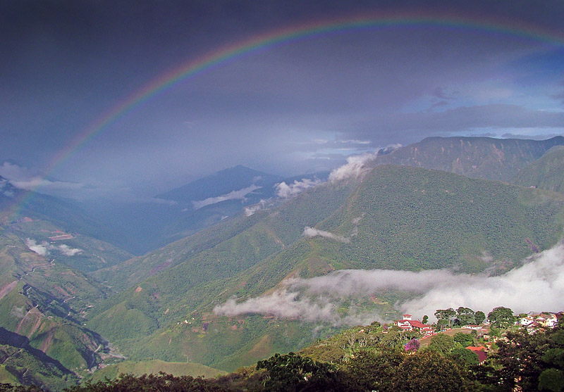View from Esmeralda Hotel, to old town in Coroico 2000 m., Yungas, Bolivia d. 8 jauary 2005. Photographer: Lars Andersen