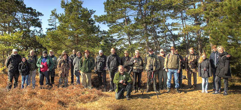 Makrofotograftræf på Melby Overdrev d. 20 april 2013; Per Vindis, Bjarke Bjerre, Rune Bjerre, Frank Overgaard Nielsen, John Petersen, Aynia Brenian, Claus Halkjær, Troells Melgaard, Ruth Alhburg, Jens Stolt, André Riis Ebbesen, Mikael Johansen, Lars Andersen, Knud Ellegaard, Kirsten Schwartz, Jørgen Dam, John Strange Petersen, Kim Petersen, Lars (fra Sorø), Peter Andersson, Selma Snej Borup, Magnus Snej Borup & Lisbeth Borup. Fotograf; Lars Andersen