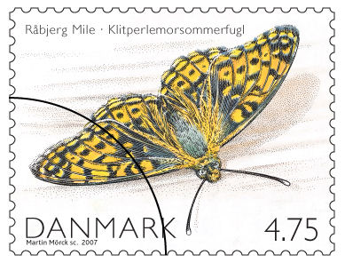 Frimærke der udkom d. 22 august 2007, hvor oplægget som inspiration kommer fra dette foto: Klitperlemorsommerfugl, Argynnis niobe hun. Skagen klitplantage. 10 juli 2005. Fotograf: Lars Andersen